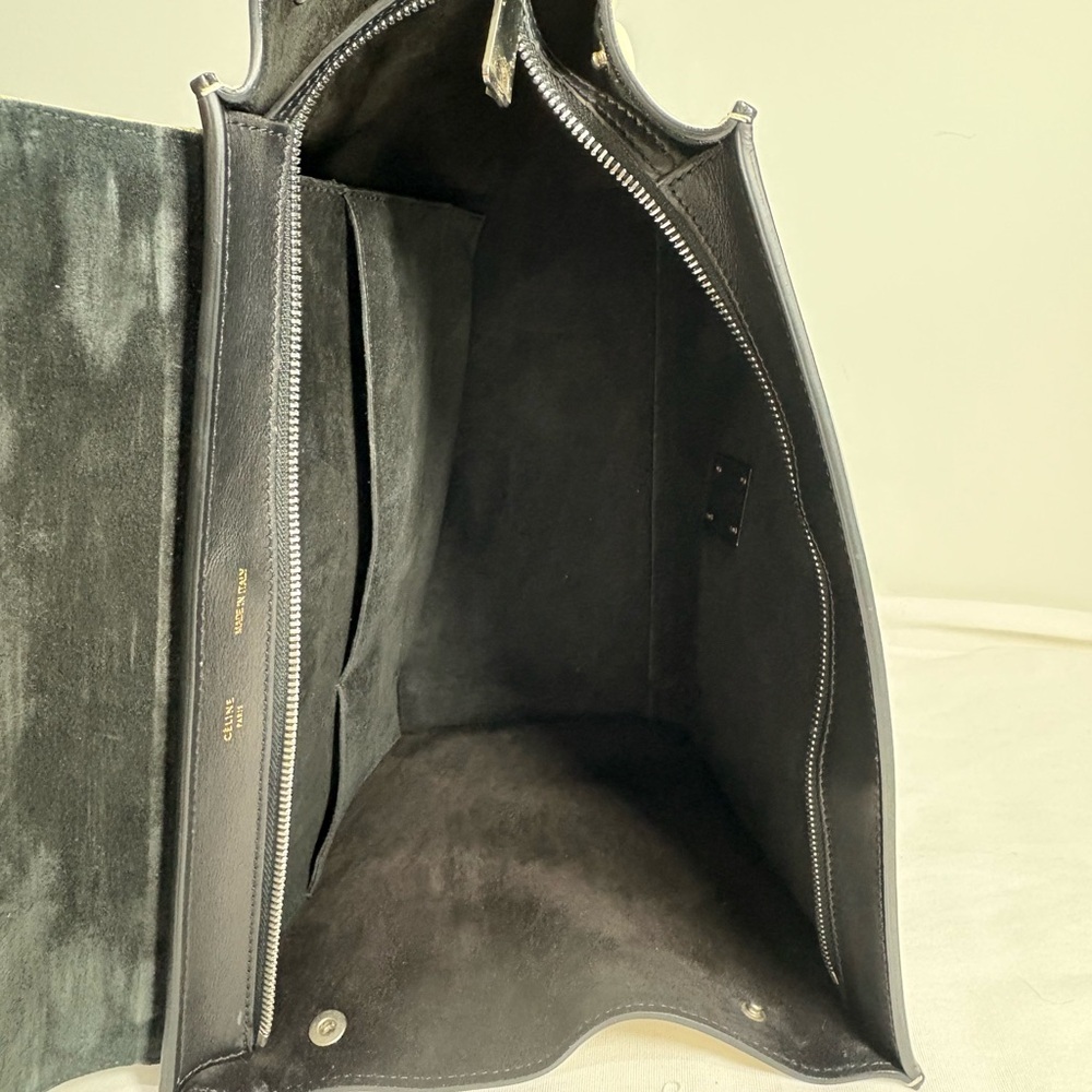 Authentic CELINE  Tri color trapeze bag LUGGAGE w duster, cards & certificate - Picture 14 of 16